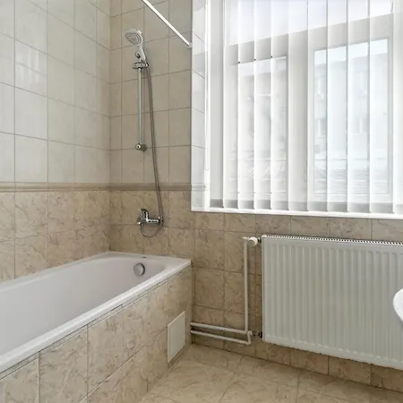 Nest Guest By Solarento