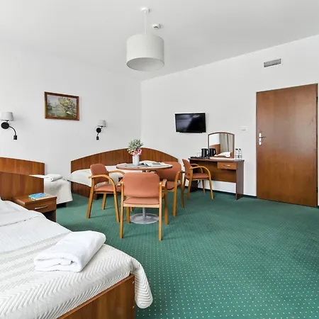 Nest Guest By Solarento