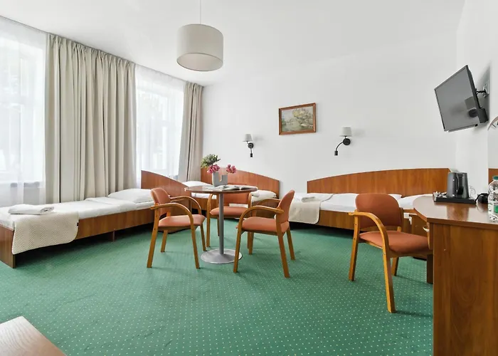 Nest Guest By Solarento *