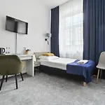 Apartman Nest Guest By Solarento Varsó